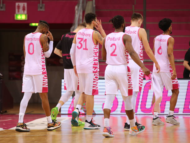 A舞台上长 A舞台上长