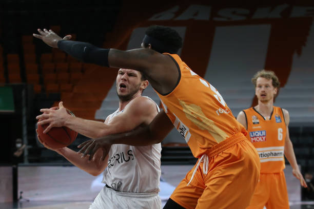 手和团队都 手和团队都